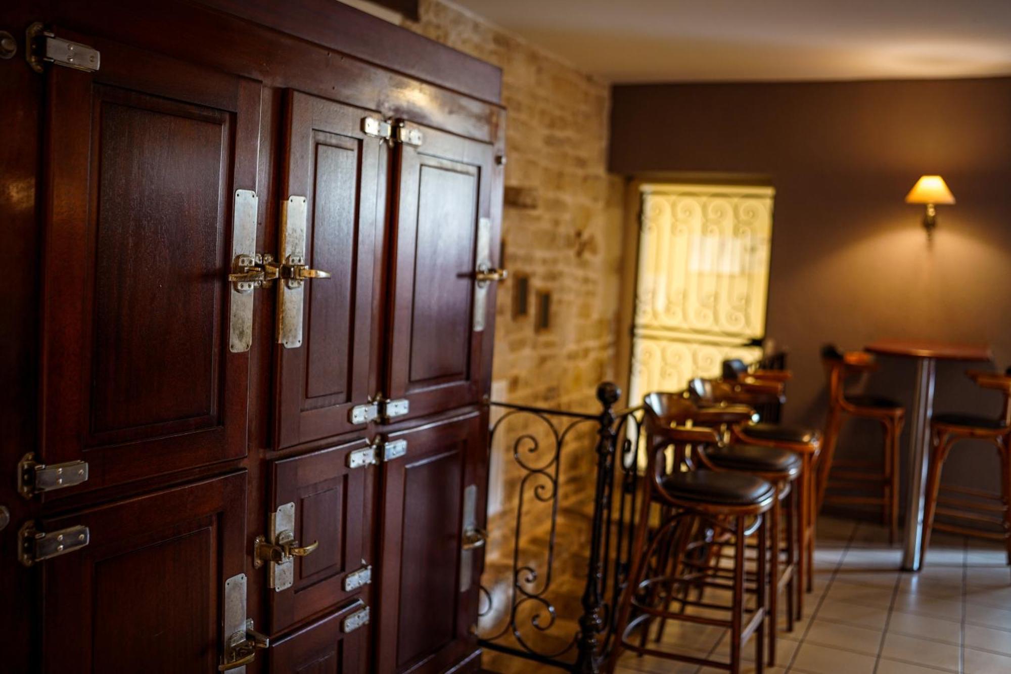 Logis Hostellerie De L'Abbaye Celles-sur-Belle Zewnętrze zdjęcie