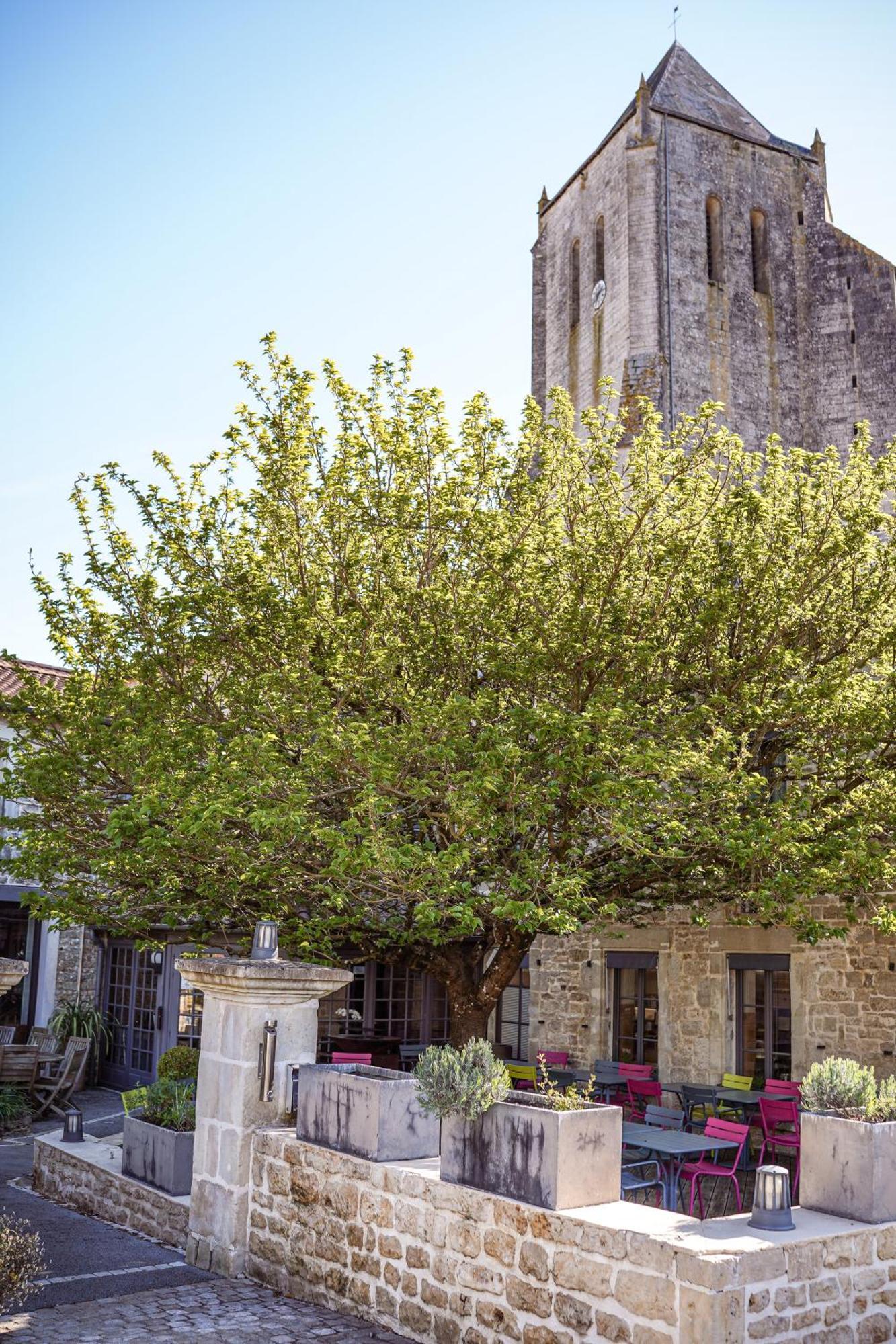 Logis Hostellerie De L'Abbaye Celles-sur-Belle Zewnętrze zdjęcie